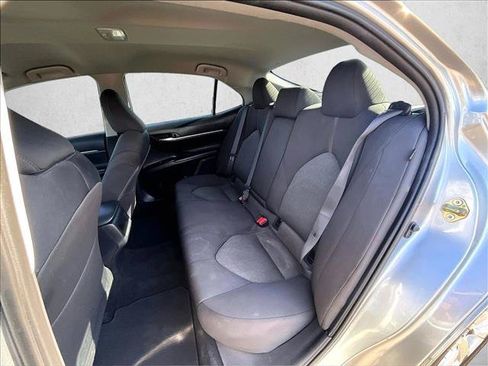 Used 2020 Toyota Camry LE FWD image 25