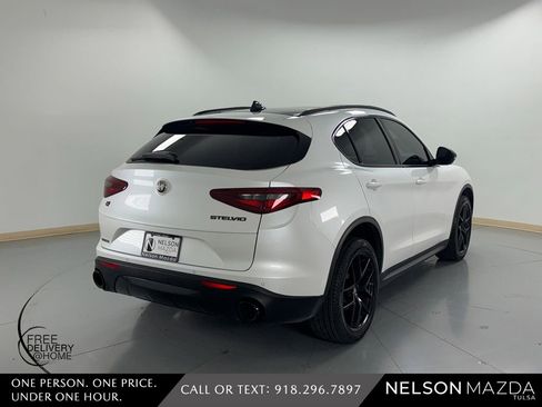 Used 2019 Alfa Romeo Stelvio Ti Sport w/ Quick Order Package 22S Sport AWD/4WD image 6