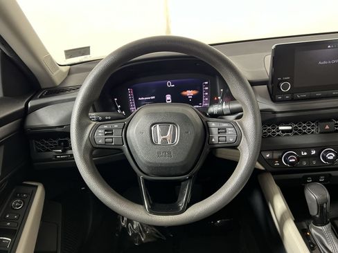 Used 2023 Honda Accord EX image 16