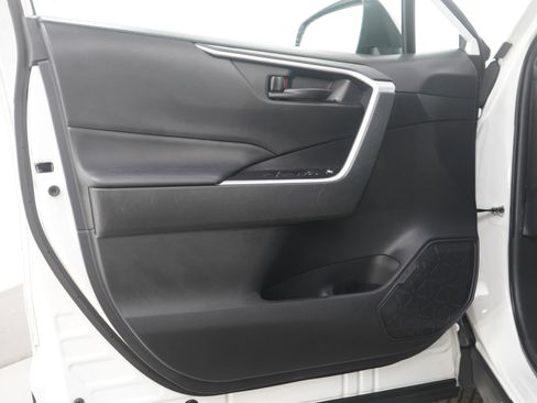 Used 2023 Toyota RAV4 LE image 15