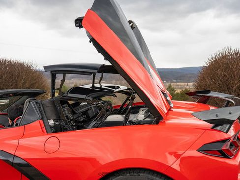 Used 2021 Chevrolet Corvette Stingray Premium Conv w/ Z51 Performance Package image 74