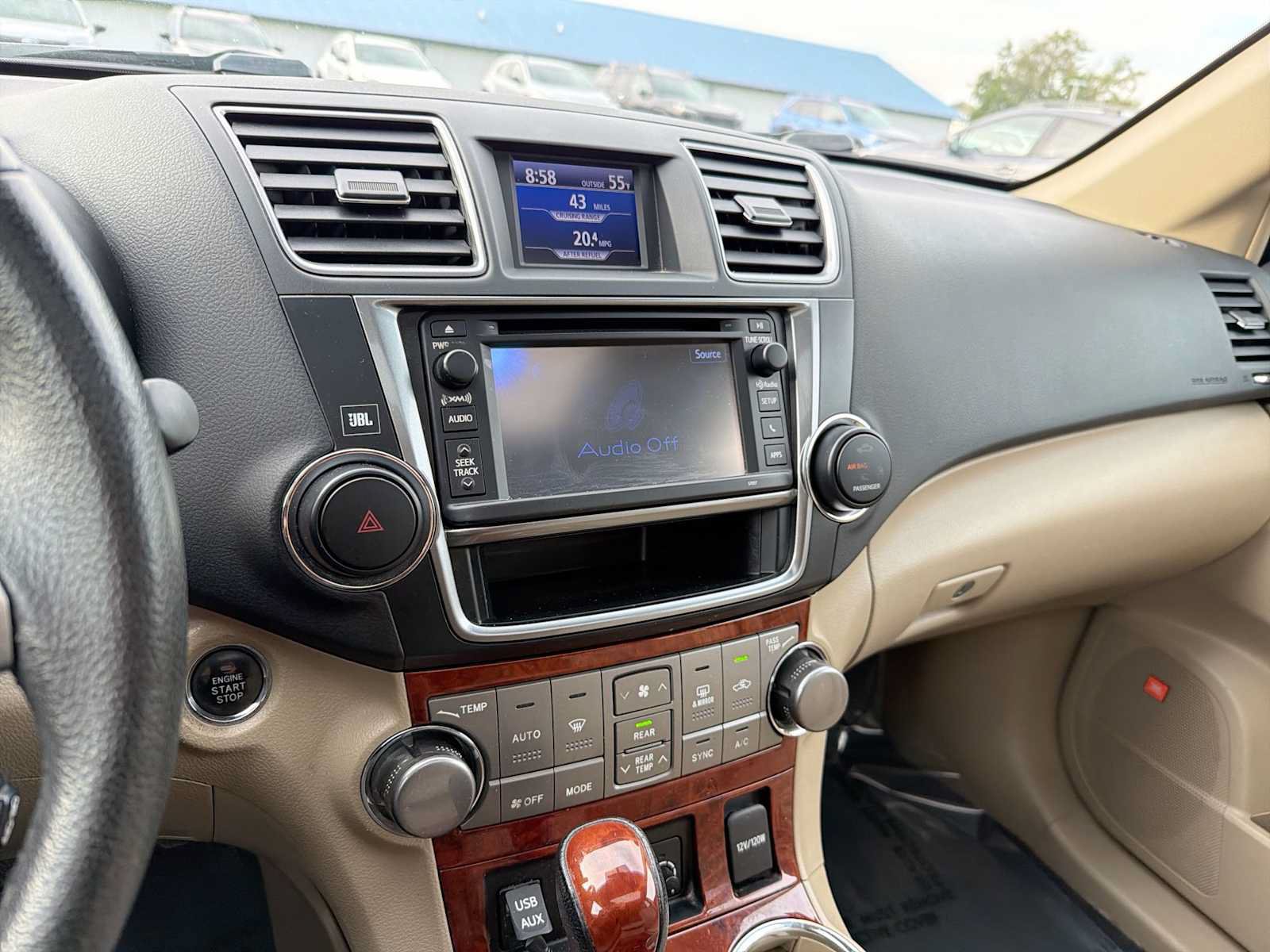 Used 2013 Toyota Highlander Limited AWD/4WD image 23