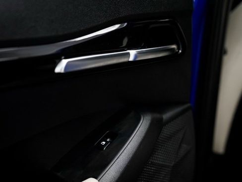 Used 2023 Kia Seltos EX image 25