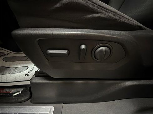 Certified 2021 Chevrolet Silverado 1500 RST image 12