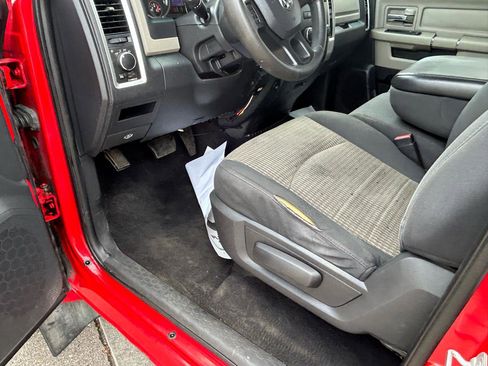 Used 2012 RAM 1500 Classic SLT AWD/4WD image 10