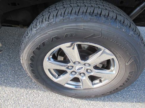 Used 2018 Ford F150 XLT w/ Equipment Group 302A Luxury image 11