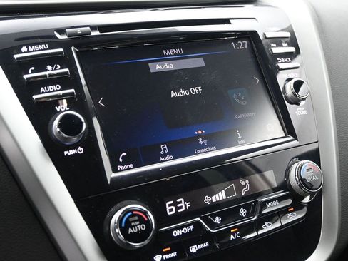 Used 2019 Nissan Murano SV w/ Premium Package AWD/4WD image 6