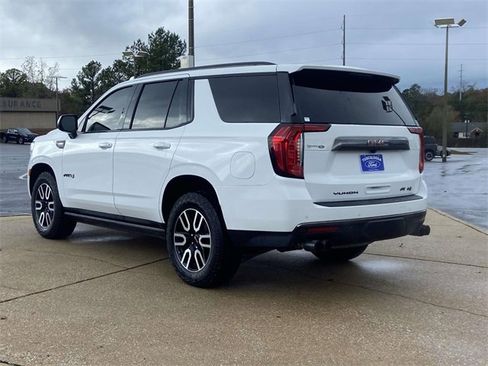 Used 2022 GMC Yukon AT4 image 4