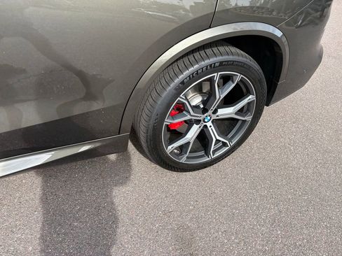 Used 2026 BMW X5 xDrive40i w/ M Sport Package image 11