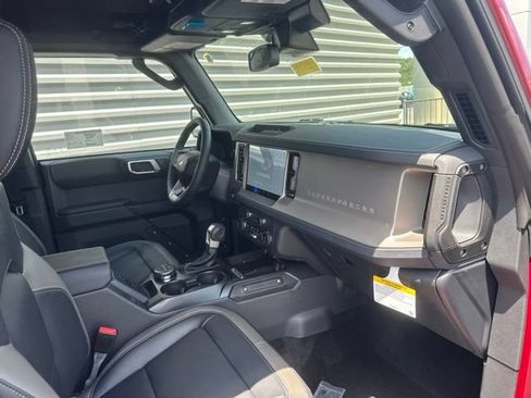 New 2026 Ford Bronco Outer Banks AWD/4WD image 32