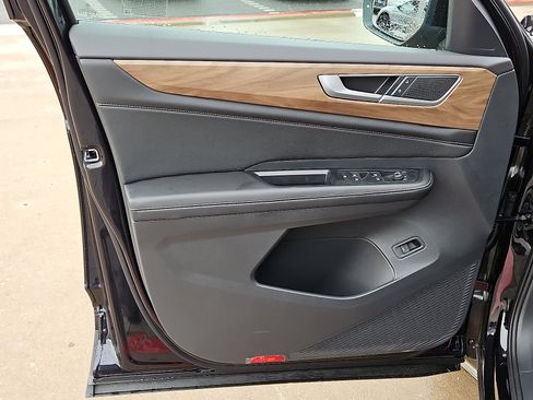 New 2026 Volkswagen Atlas SE image 14