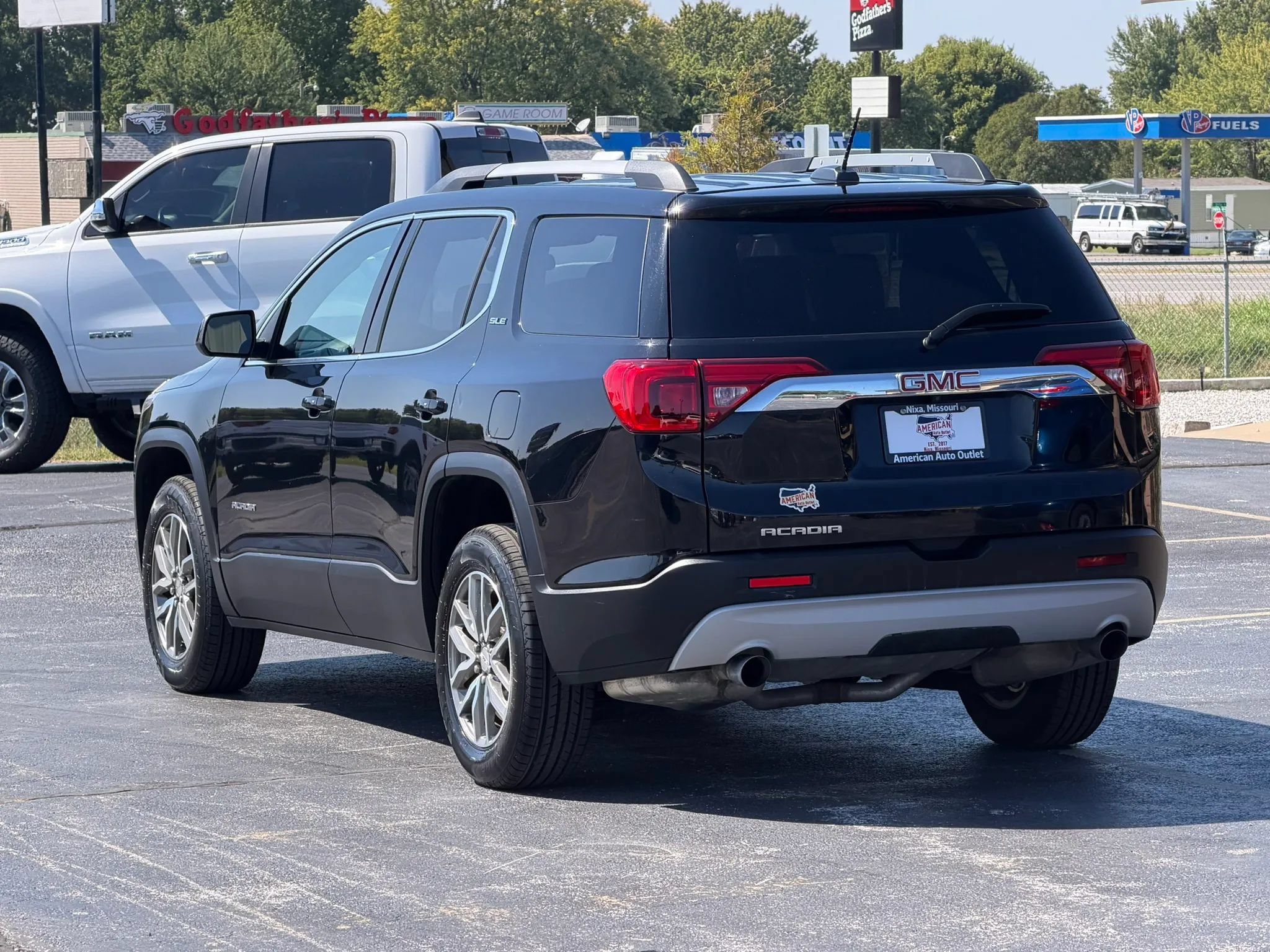 Used 2019 GMC Acadia SLE FWD image 8