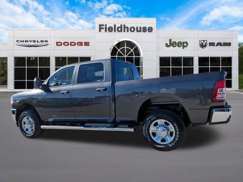 Used 2024 RAM 2500 Tradesman w/ Chrome Appearance Group image 16