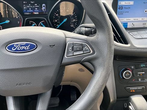 Used 2019 Ford Escape SE FWD image 12