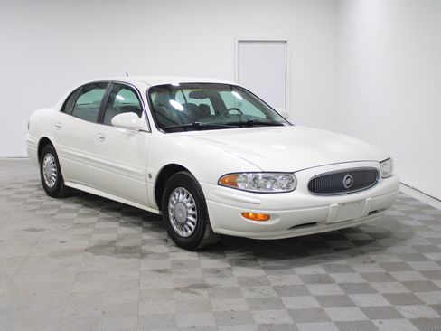 Used 2005 Buick Le Sabre Custom image 1