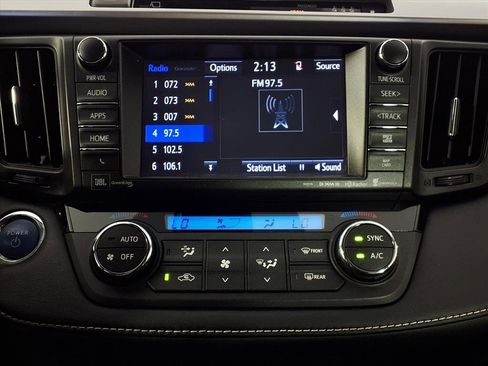 Used 2018 Toyota RAV4 Limited image 24