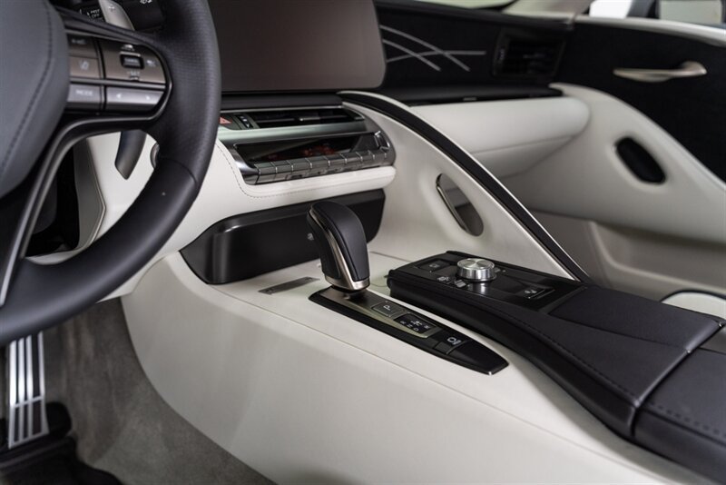 Used 2026 Lexus LC 500 Coupe RWD image 86