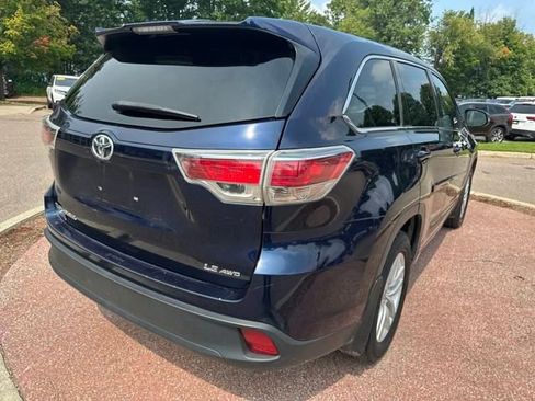Used 2015 Toyota Highlander LE image 5