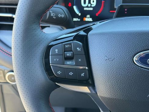 New 2026 Ford Explorer ST-Line w/ ST-Line Street Pack image 10