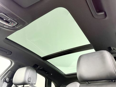 Used 2020 Audi SQ5 Premium w/ Convenience Package image 28