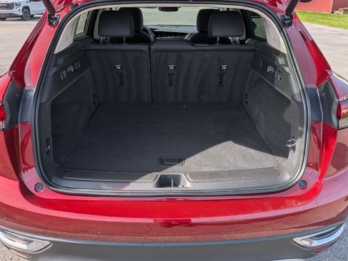 Used 2023 Buick Envision Essence FWD image 10