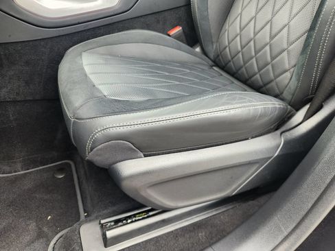 Certified 2025 Mercedes-Benz GLE 63 AMG S image 17