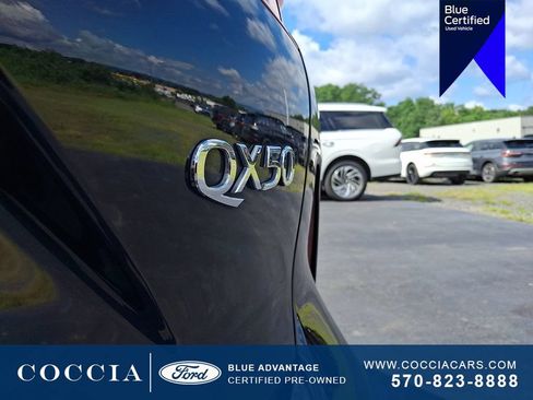 Used 2019 INFINITI QX50 Essential w/ Sensory Package AWD/4WD image 30