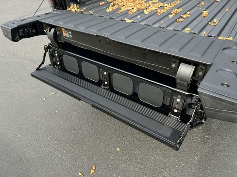 New 2025 GMC Sierra 2500 AT4 w/ AT4 Premium Plus Package image 36