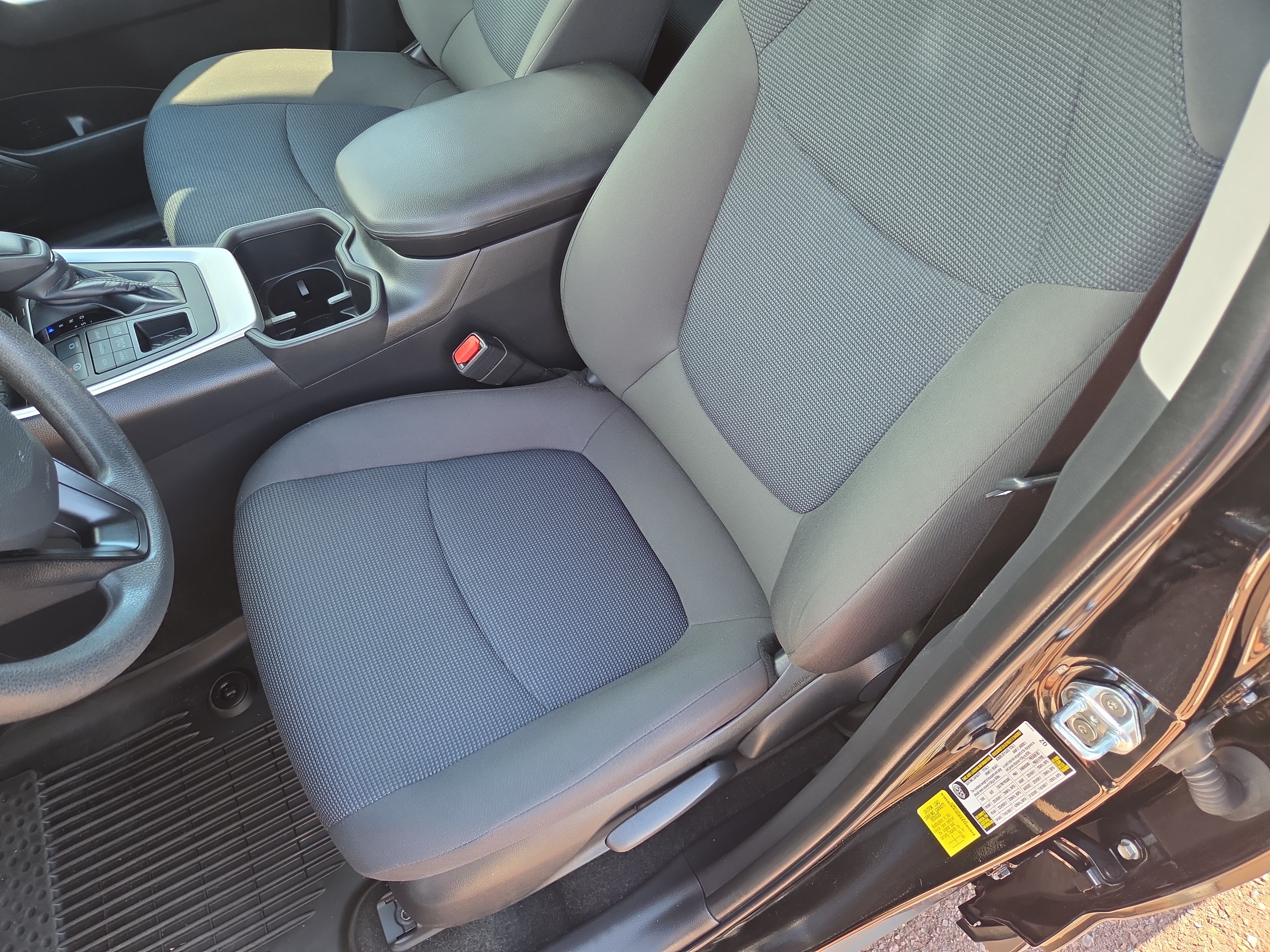 Certified 2023 Toyota RAV4 LE AWD/4WD image 13