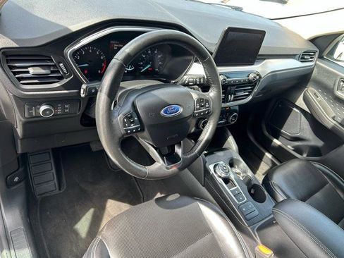 Used 2020 Ford Escape SEL image 8