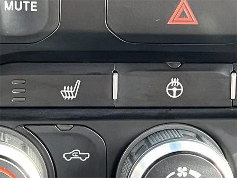 Used 2019 RAM 1500 Big Horn image 30