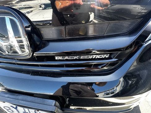 Used 2022 Honda Pilot Black Edition image 15