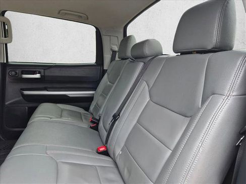 Used 2017 Toyota Tundra SR5 w/ SR5 Upgrade Package AWD/4WD image 13