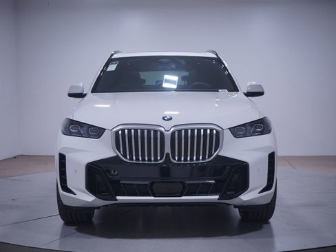 Used 2026 BMW X5 sDrive40i w/ M Sport Package RWD image 4
