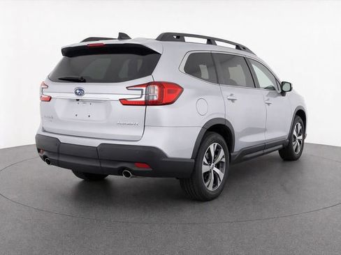 Used 2025 Subaru Ascent Premium AWD/4WD image 4