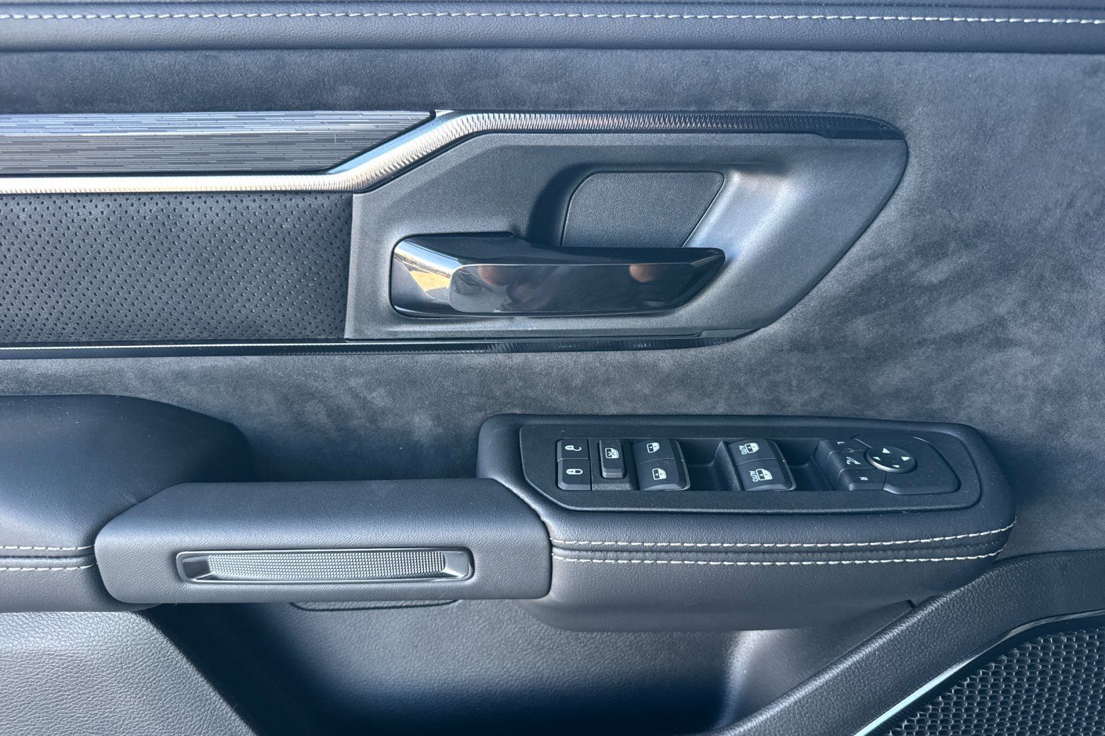 New 2026 RAM 1500 RHO AWD/4WD image 10