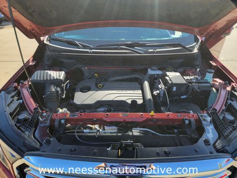 Used 2024 GMC Terrain SLT w/ Infotainment Package II image 34