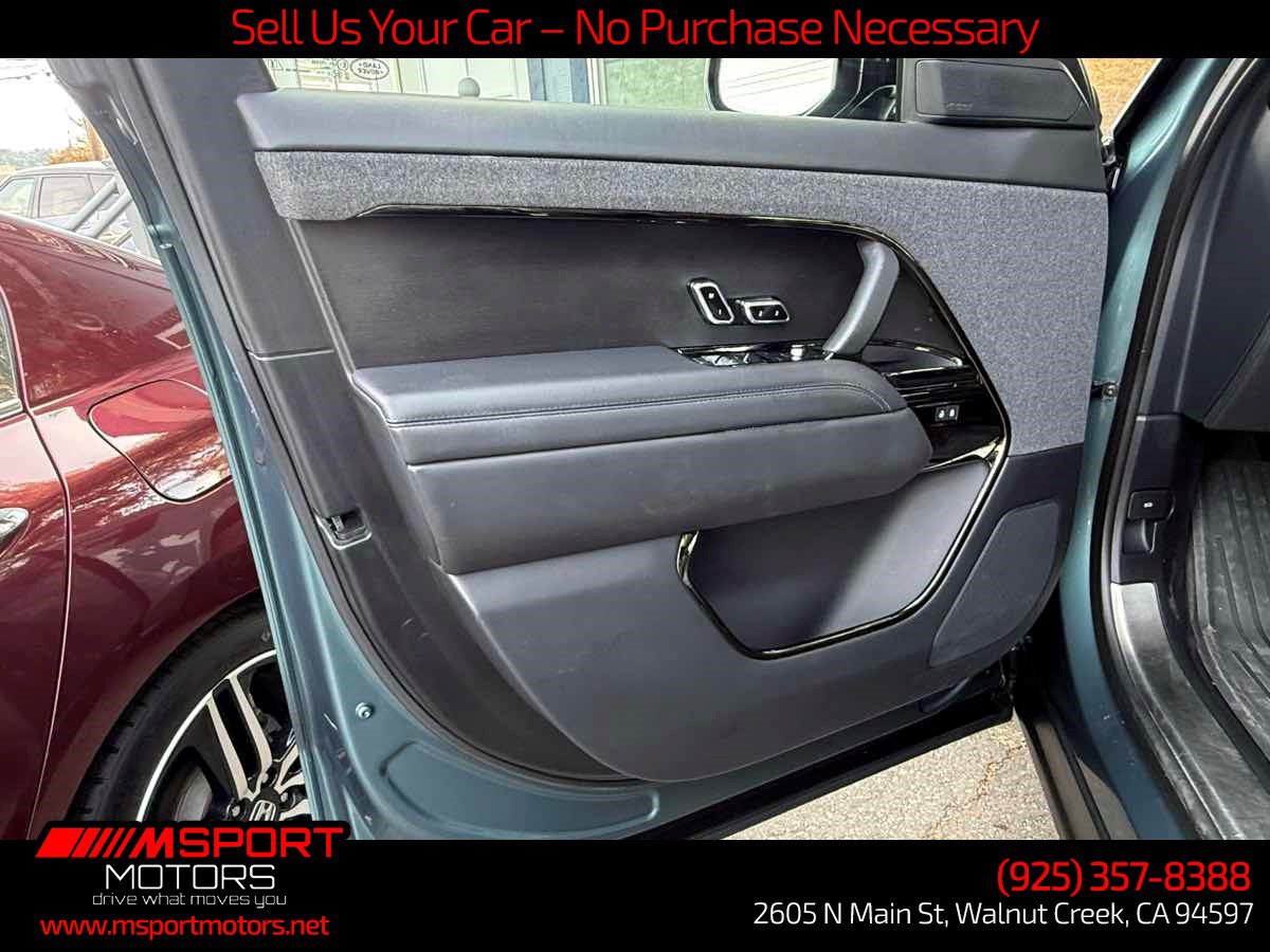 Used 2024 Land Rover Range Rover Sport Dynamic SE AWD/4WD image 28