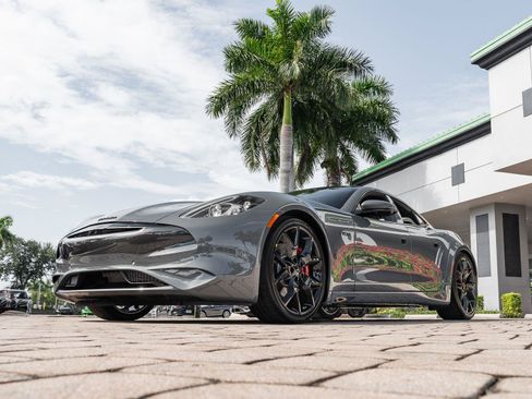 New 2025 Karma Revero Luxury RWD image 10
