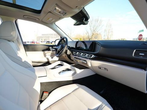 Certified 2026 Mercedes-Benz GLE 450 4MATIC image 41