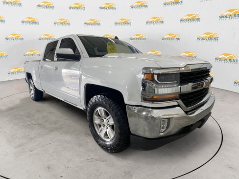 Used 2017 Chevrolet Silverado 1500 LT w/ True North Edition image 7