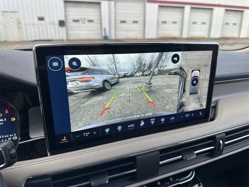 Used 2025 Lincoln Corsair FWD w/ Equipment Group 101A image 17