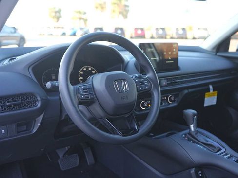 New 2026 Honda HR-V LX image 2