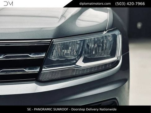 Used 2020 Volkswagen Tiguan SE w/ Panoramic Sunroof Package AWD/4WD image 14