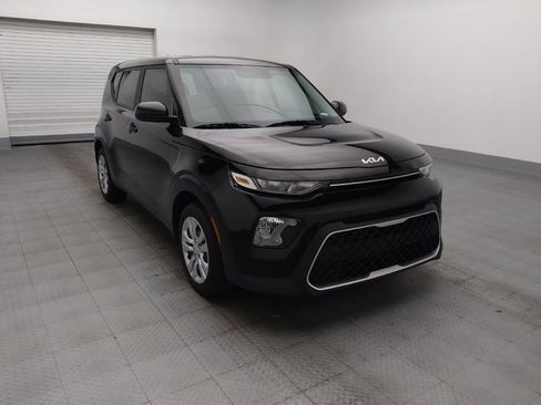 Used 2022 Kia Soul LX FWD image 13
