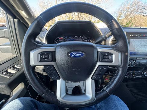 Used 2020 Ford F350 Lariat w/ Lariat Ultimate Package image 27