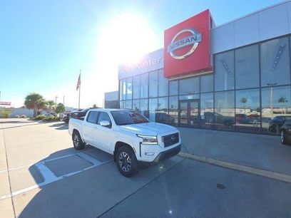 Used 2024 Nissan Frontier SL w/ Technology Package