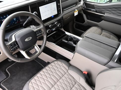 Used 2026 Ford F450 Platinum image 13