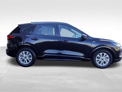 Used 2024 Ford Escape ST-Line image 4