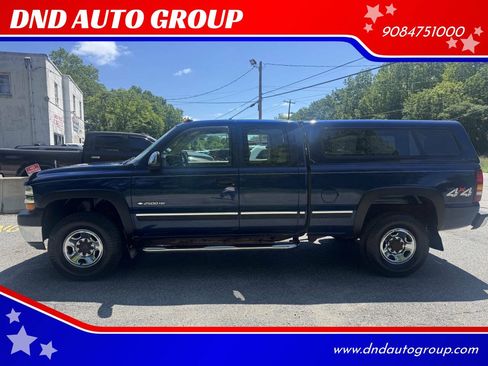 Used 2002 Chevrolet Silverado 2500 LS w/ Snow Plow Prep Pkg AWD/4WD image 1